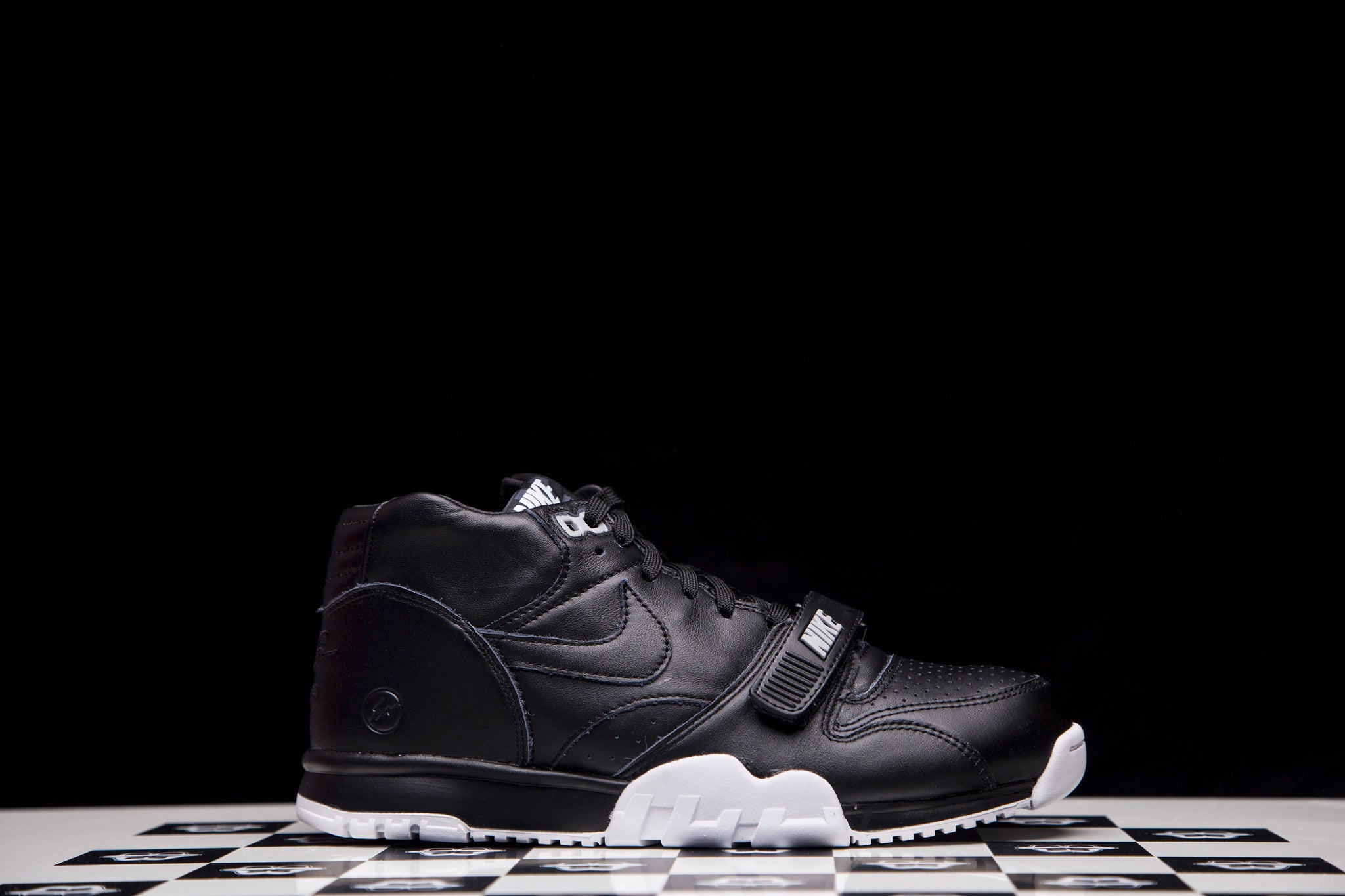 NIKE AIR TRAINER 1 MID SP/ FRAGMENT BLACK 806942 001 - thesneakerspy