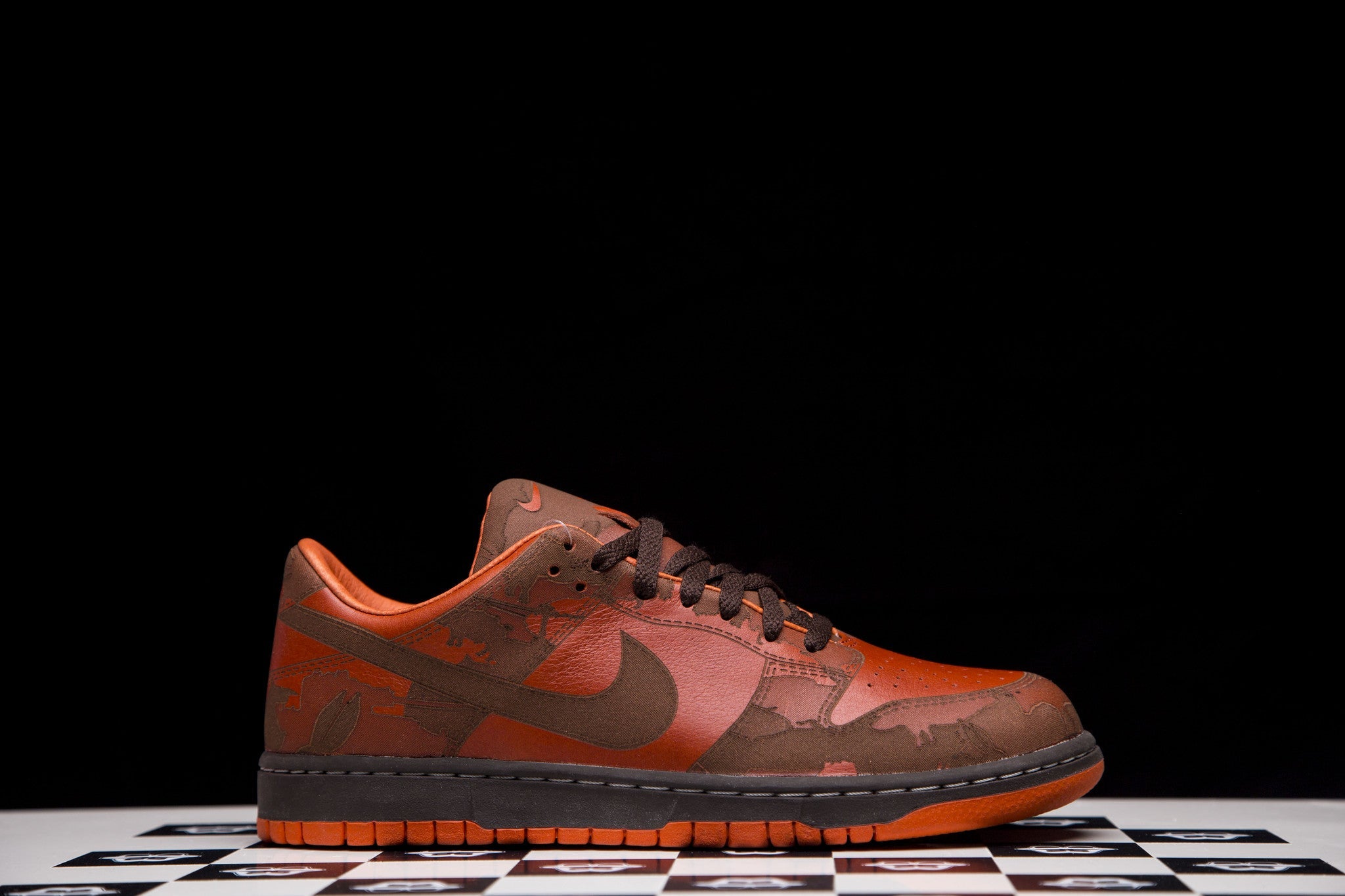 NIKE DUNK LOW "1 PIECE" 311611 821 - thesneakerspy