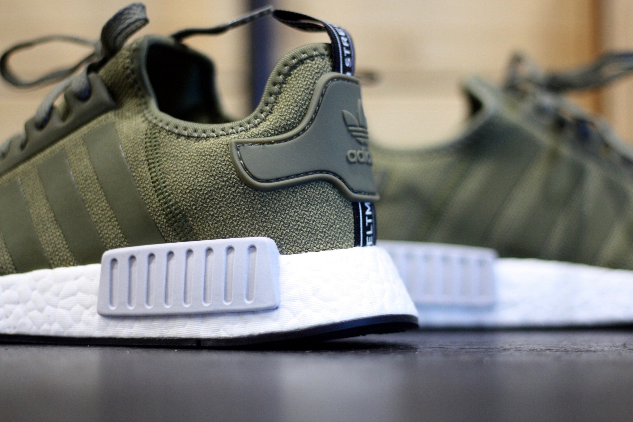 ADIDAS NMD R_1 "OLIVE GREEN" 3M BB2790 - thesneakerspy