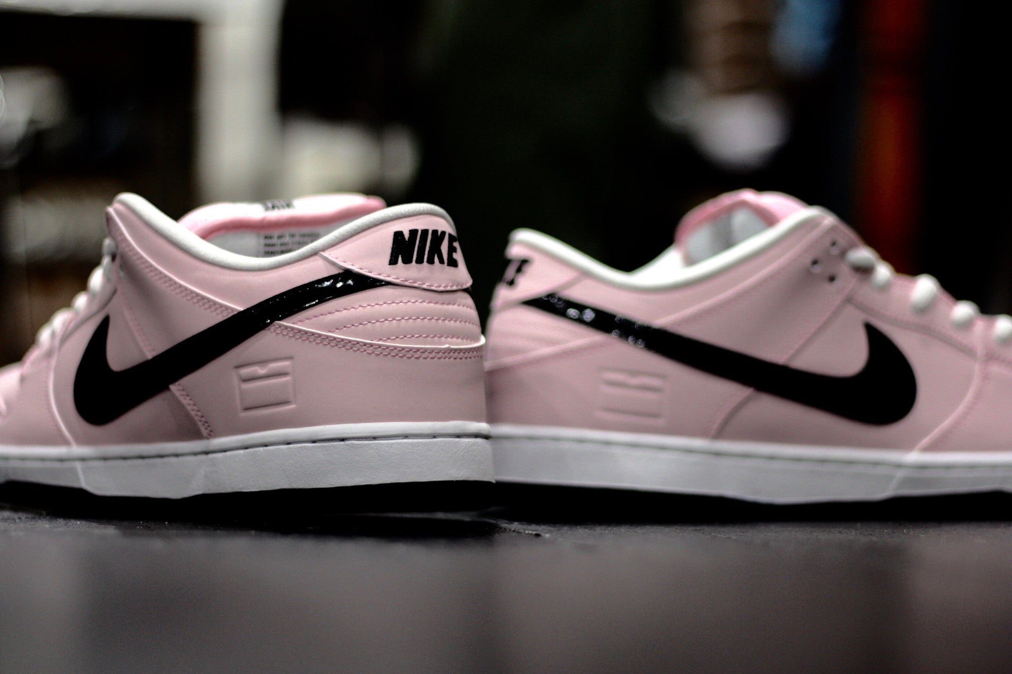 NIKE DUNK LOW PREMIUM SB ELITE "PINK BOX" 833474-601