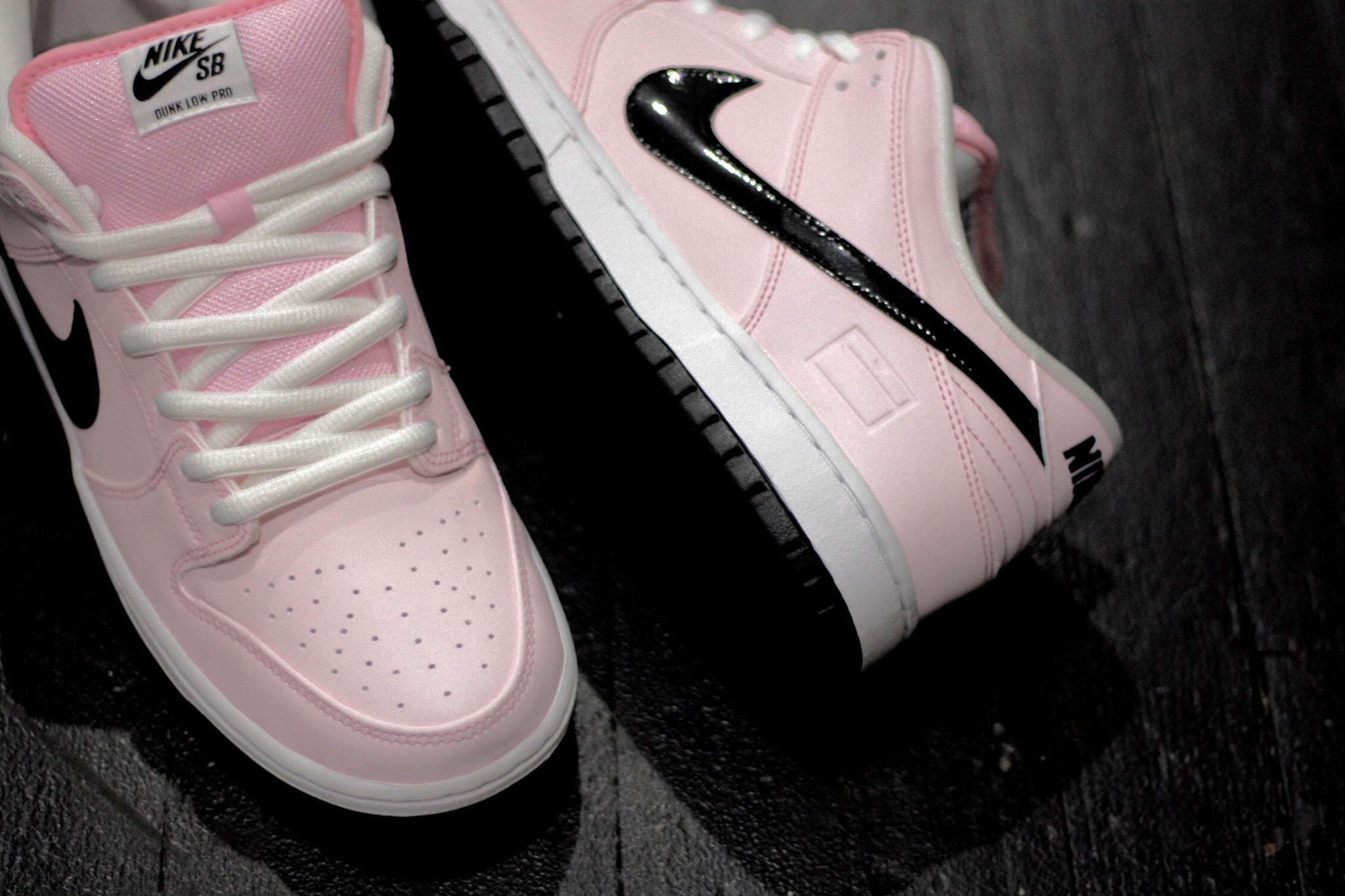 NIKE DUNK LOW PREMIUM SB ELITE "PINK BOX" 833474-601