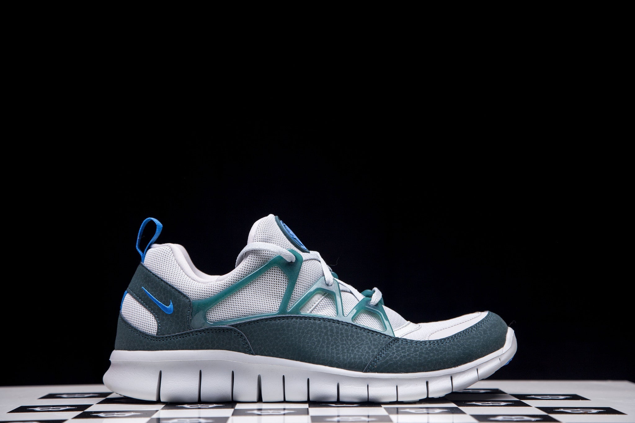 NIKE FREE HUARACHE LIGHT ATOMIC TEAL 555440 043 - thesneakerspy