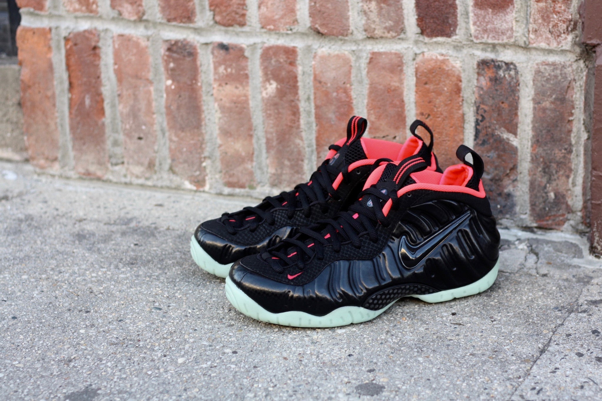 NIKE AIR FOAMPOSITE PRO PREMIUM "YEEZY" 616750 001 (2014)