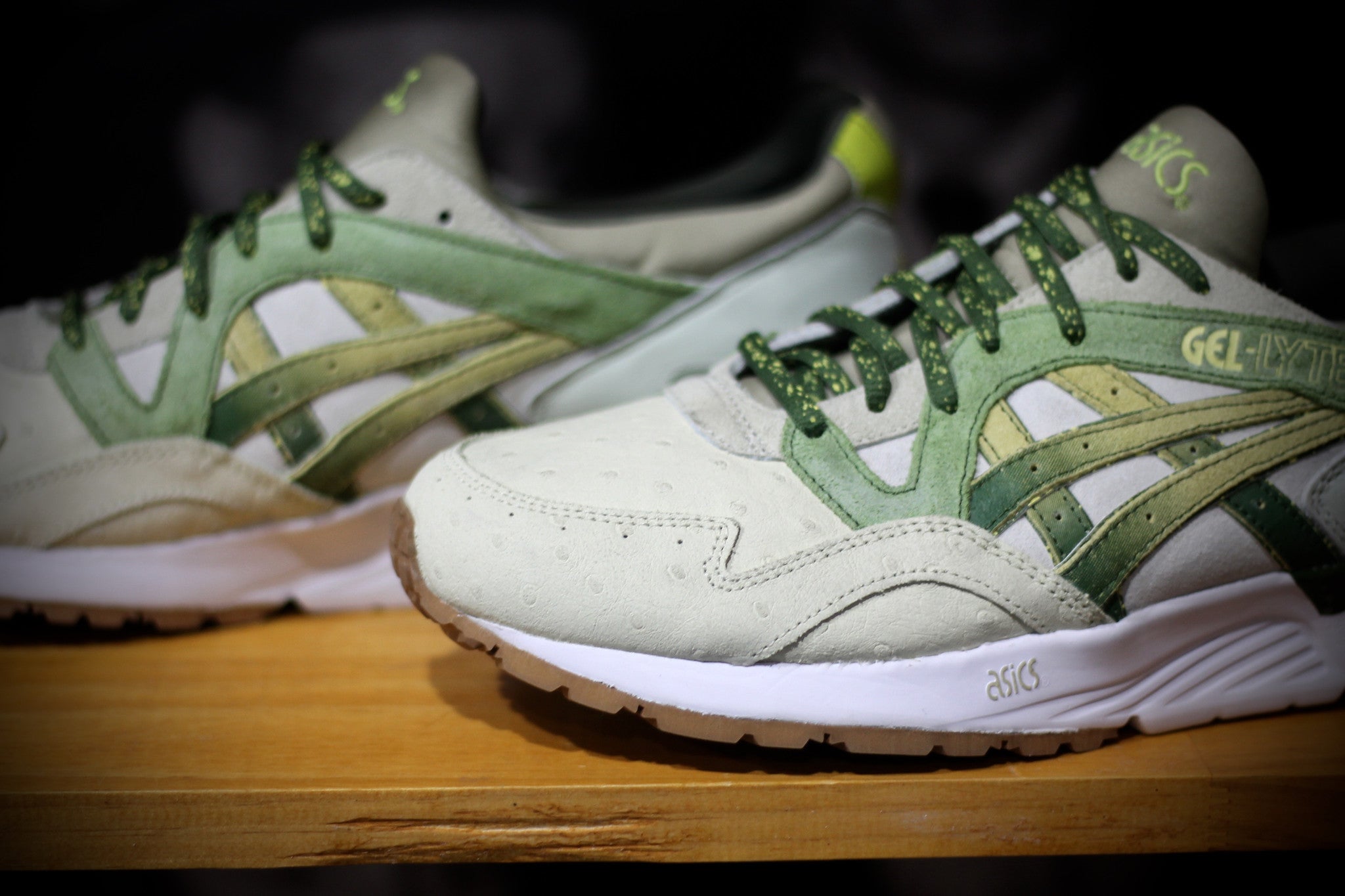 ASICS GEL LYTE V X FEATURE LAS VEGAS "PRICKLY PEAR" - thesneakerspy