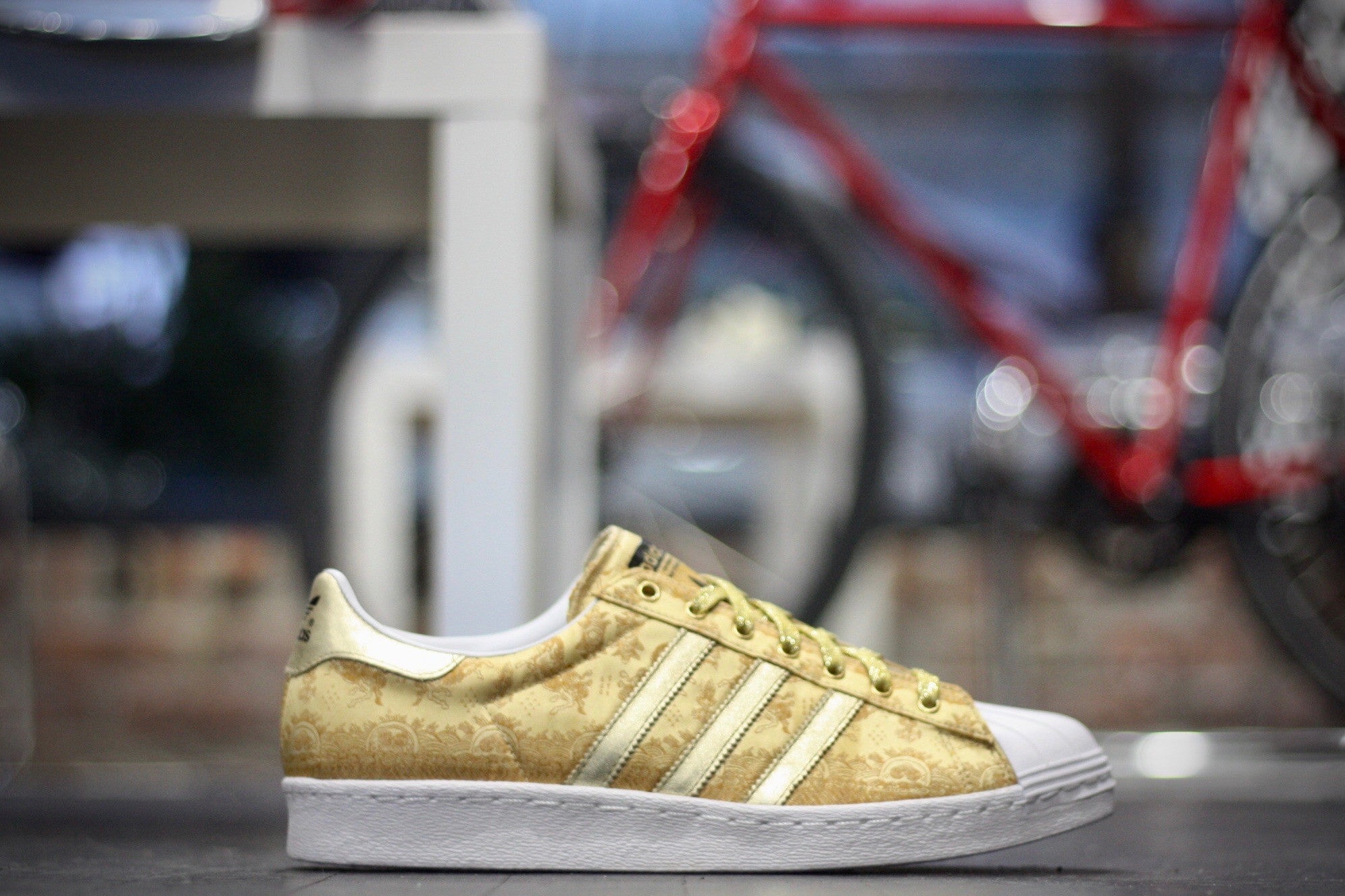 ADIDAS SUPERSTAR 80'S CNY "YEAR OF THE HORSE GOLD" D65867 - thesneakerspy