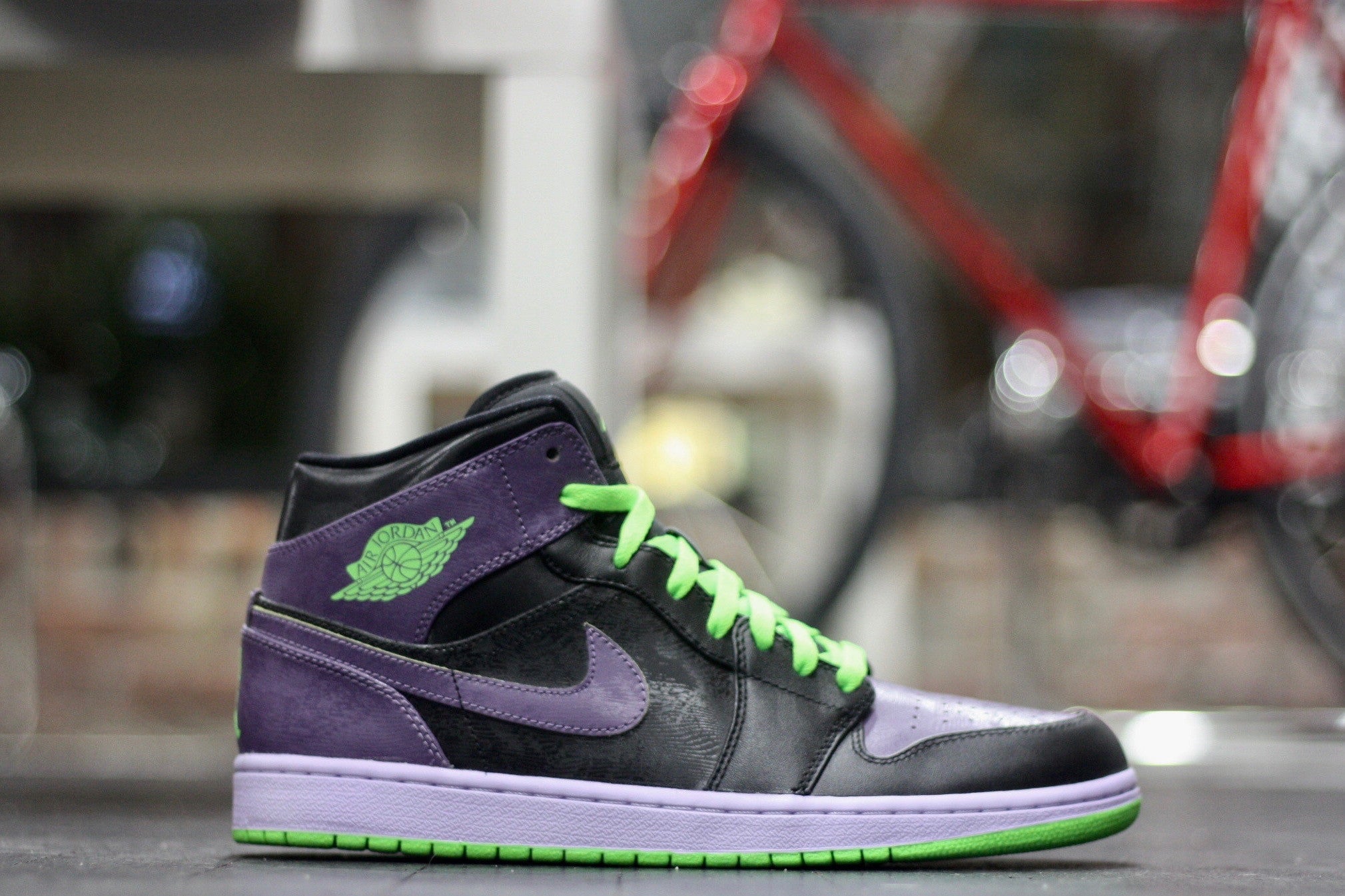 JORDAN RETRO 1 "JOKER" 136065-021 - thesneakerspy