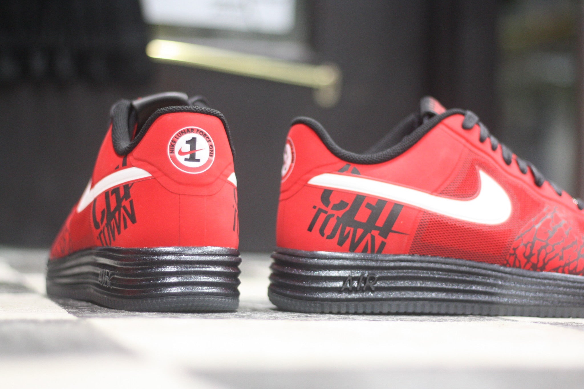 NIKE LUNAR FORCE 1 FUSE CITY "CHICAGO" 577666-600