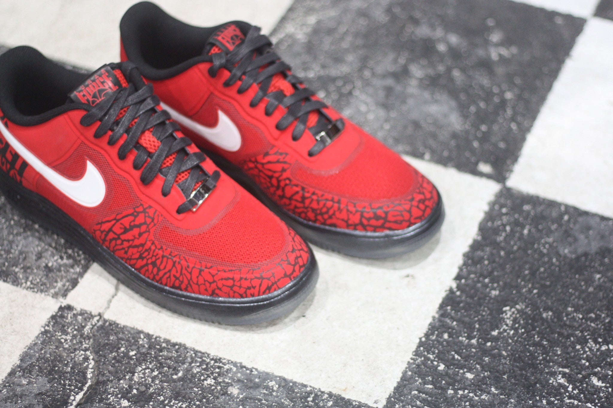 NIKE LUNAR FORCE 1 FUSE CITY "CHICAGO" 577666-600