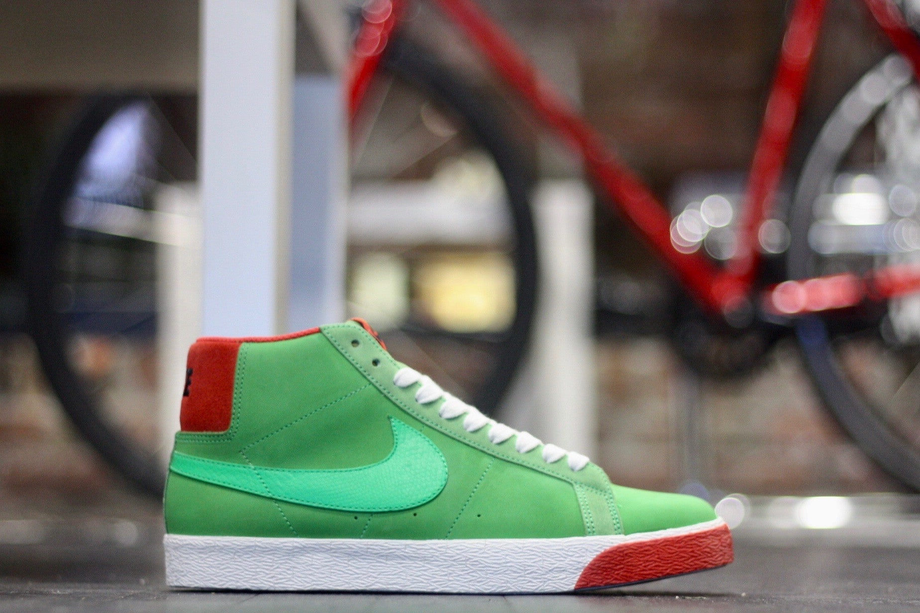 NIKE SB BLAZER PREMIUM "POISON FROG" 314070-331