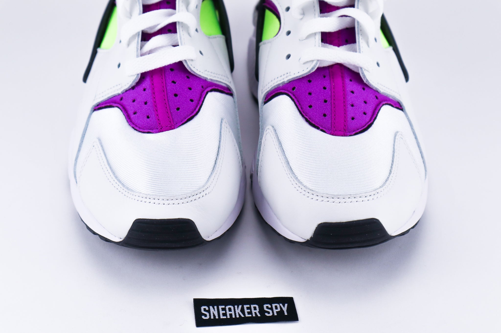 NIKE AIR HUARACHE "NEON" DD1068 104