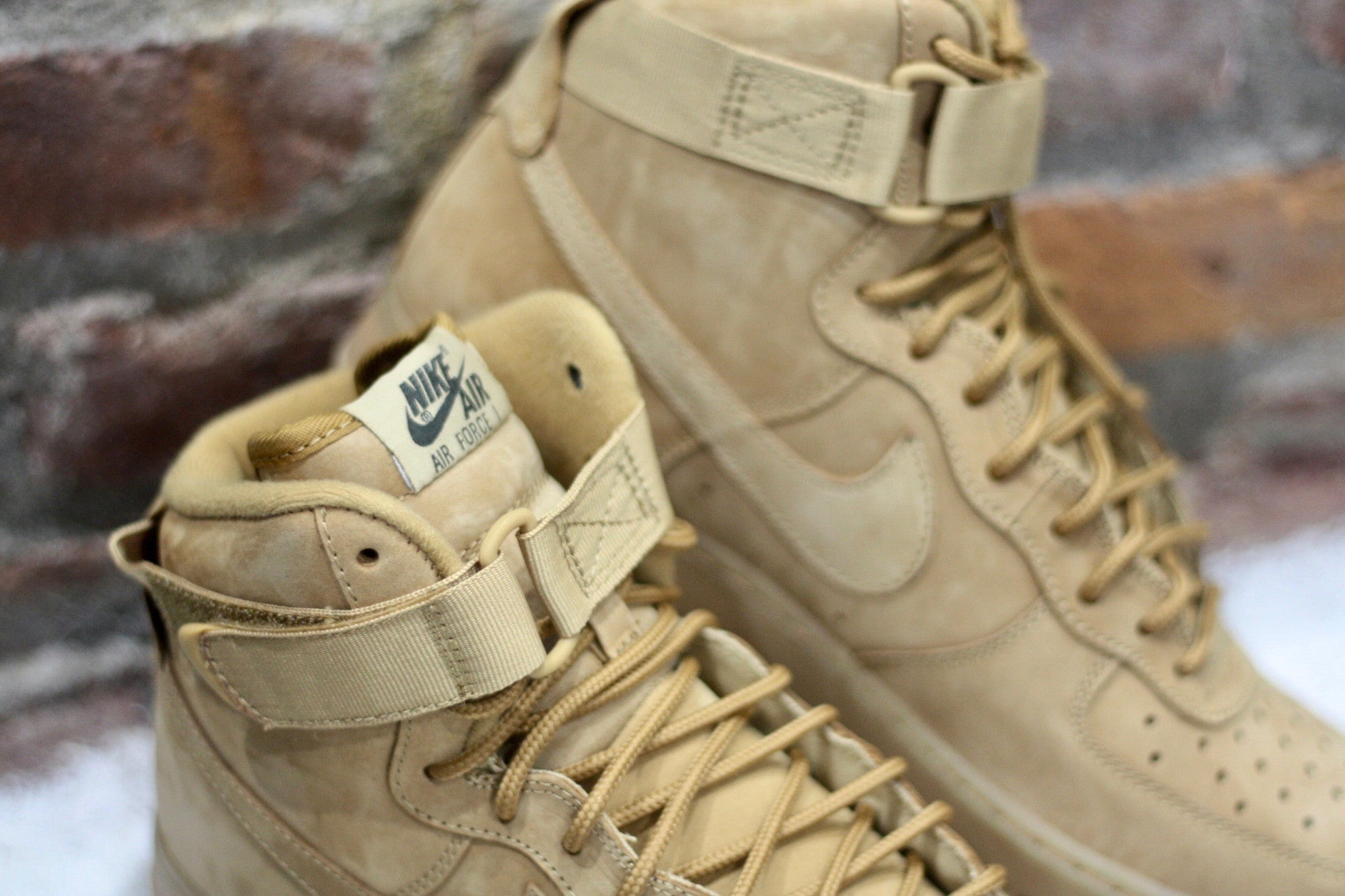 NIKE AIR FORCE 1 HIGH 2007 lV8 "WHEAT" 806403-200