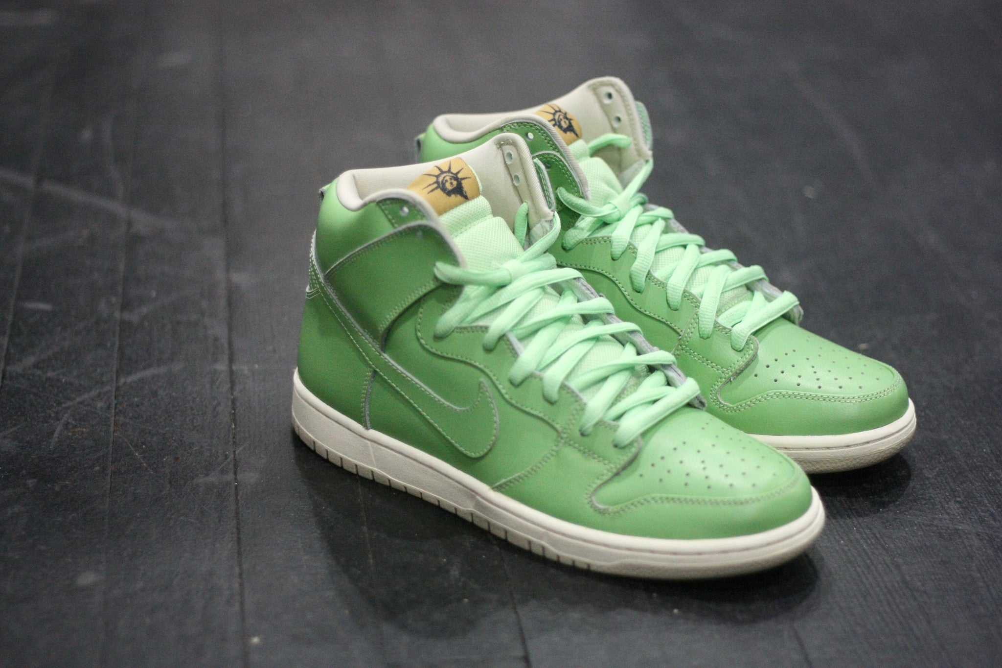 NIKE DUNK HIGH PREMIUM SB "STATUE OF LIBERTY" 313171 302