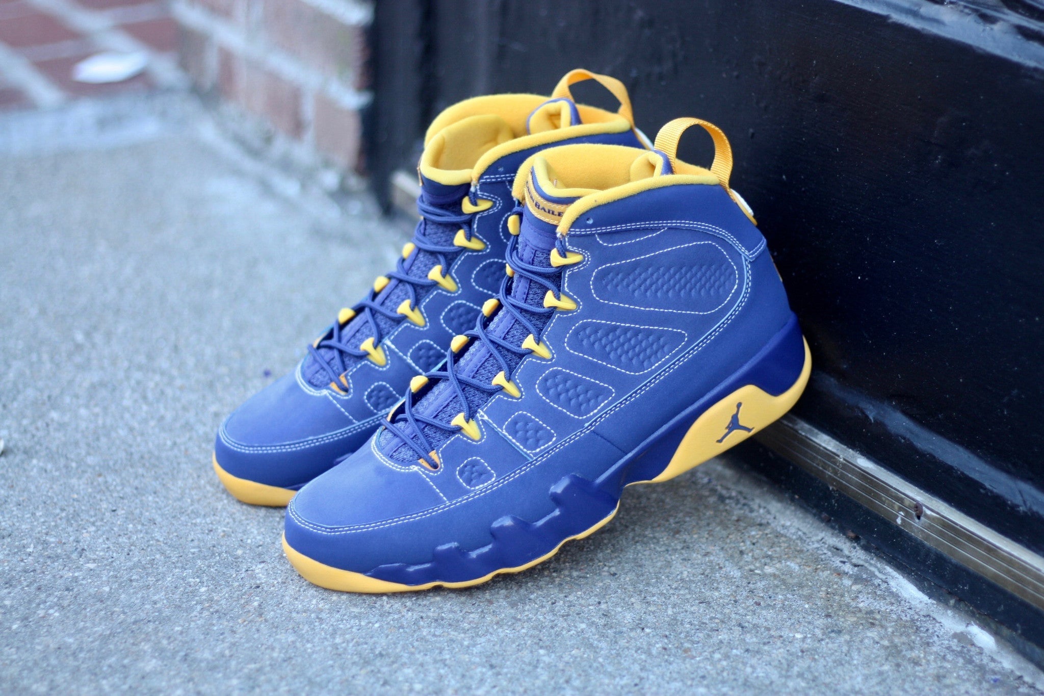 AIR JORDAN RETRO 9 "CALVIN BAILEY" 302370-445 - thesneakerspy