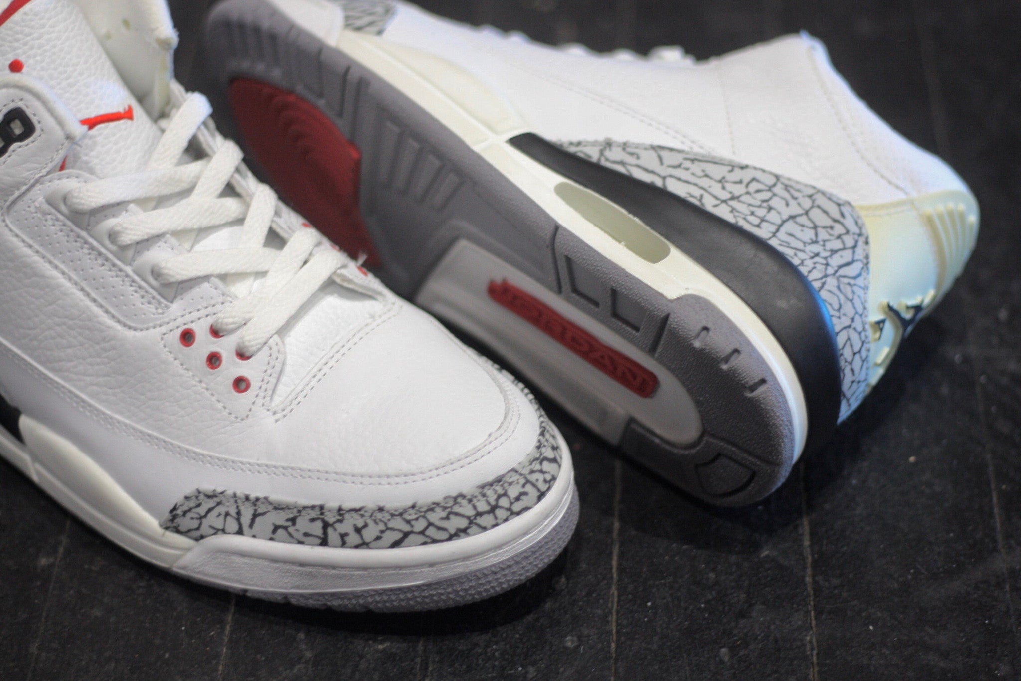 AIR JORDAN RETRO 3 "WHITE CEMENT" 2003 136064-102 - thesneakerspy