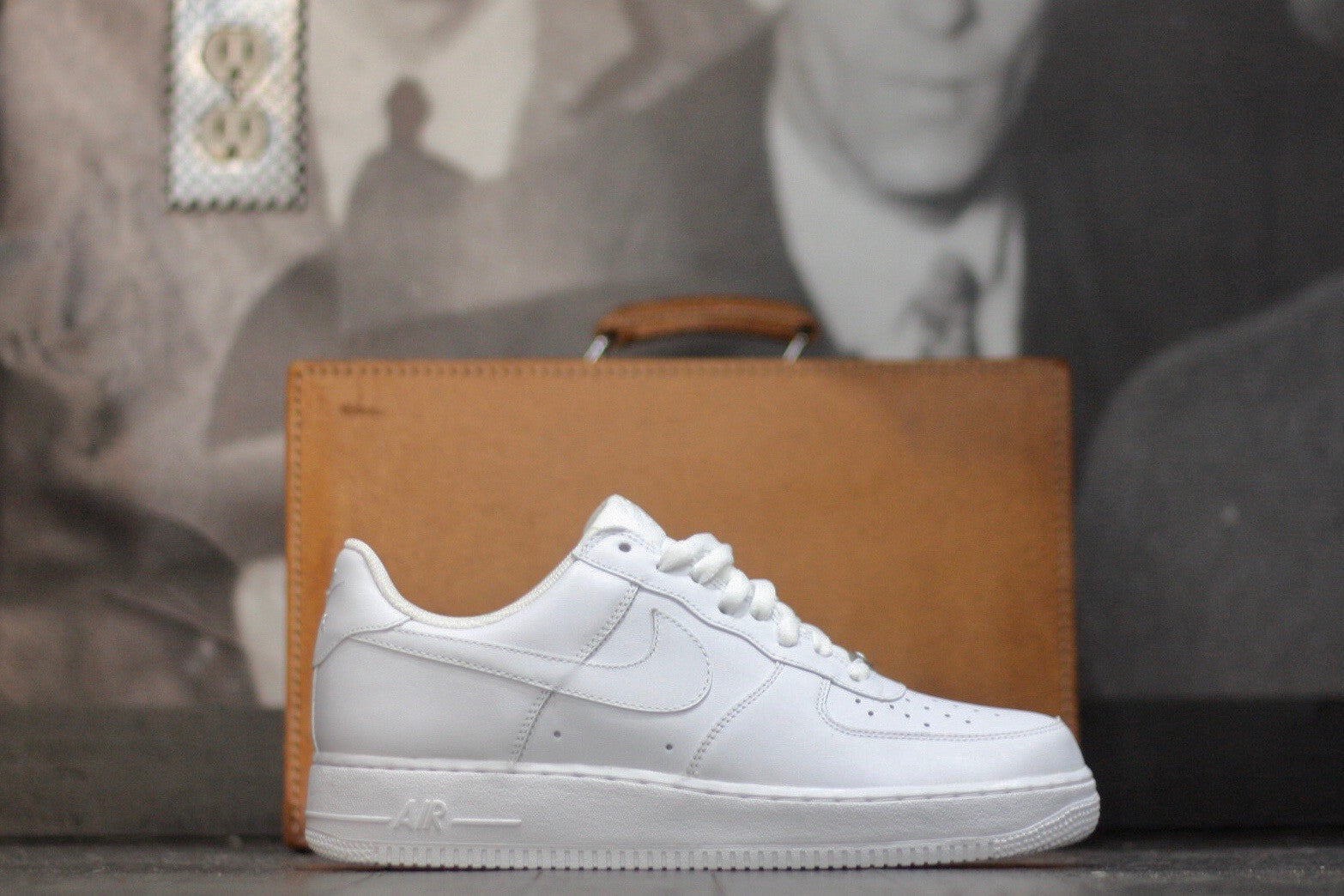 NIKE AIR FORCE 1 "WHITE" 2006 313642-111