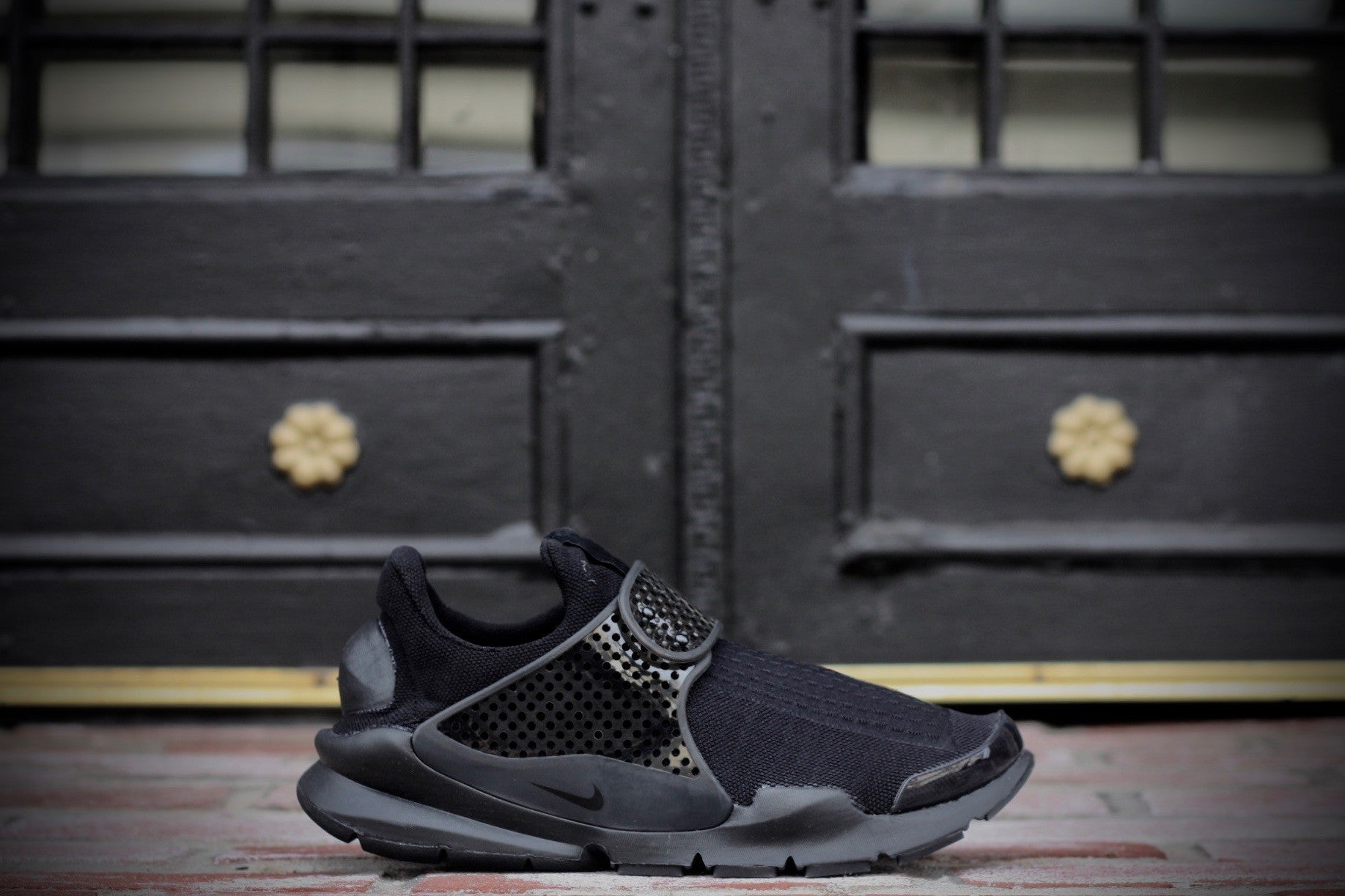 NIKE SOCK DART "TRIPLE BLACK" 819686-001