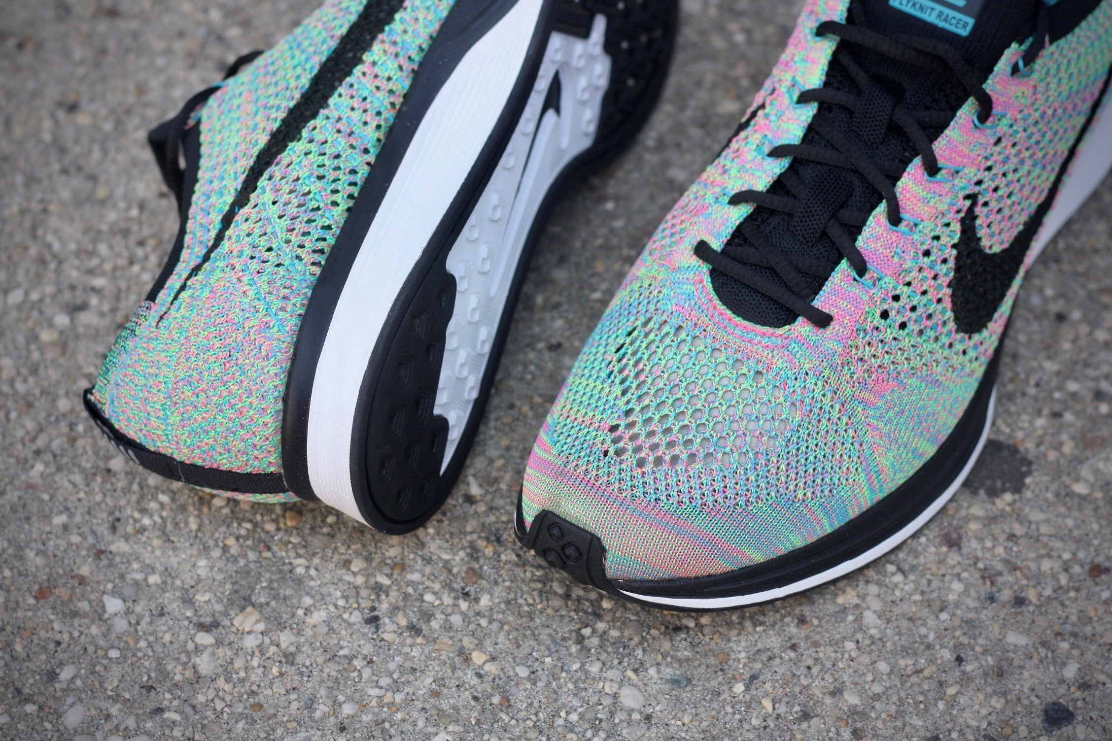 NIKE FLYKNIT RACER "MULTI-COLOR" 526628-304