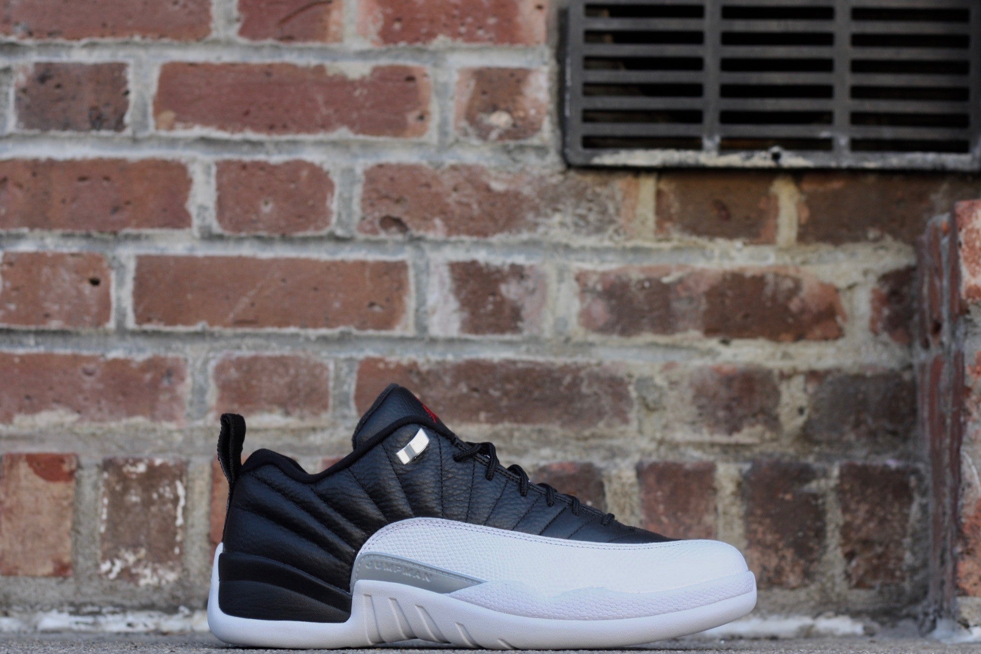 AIR JORDAN RETRO 12 LOW "PLAYOFF" 308317-004 - thesneakerspy