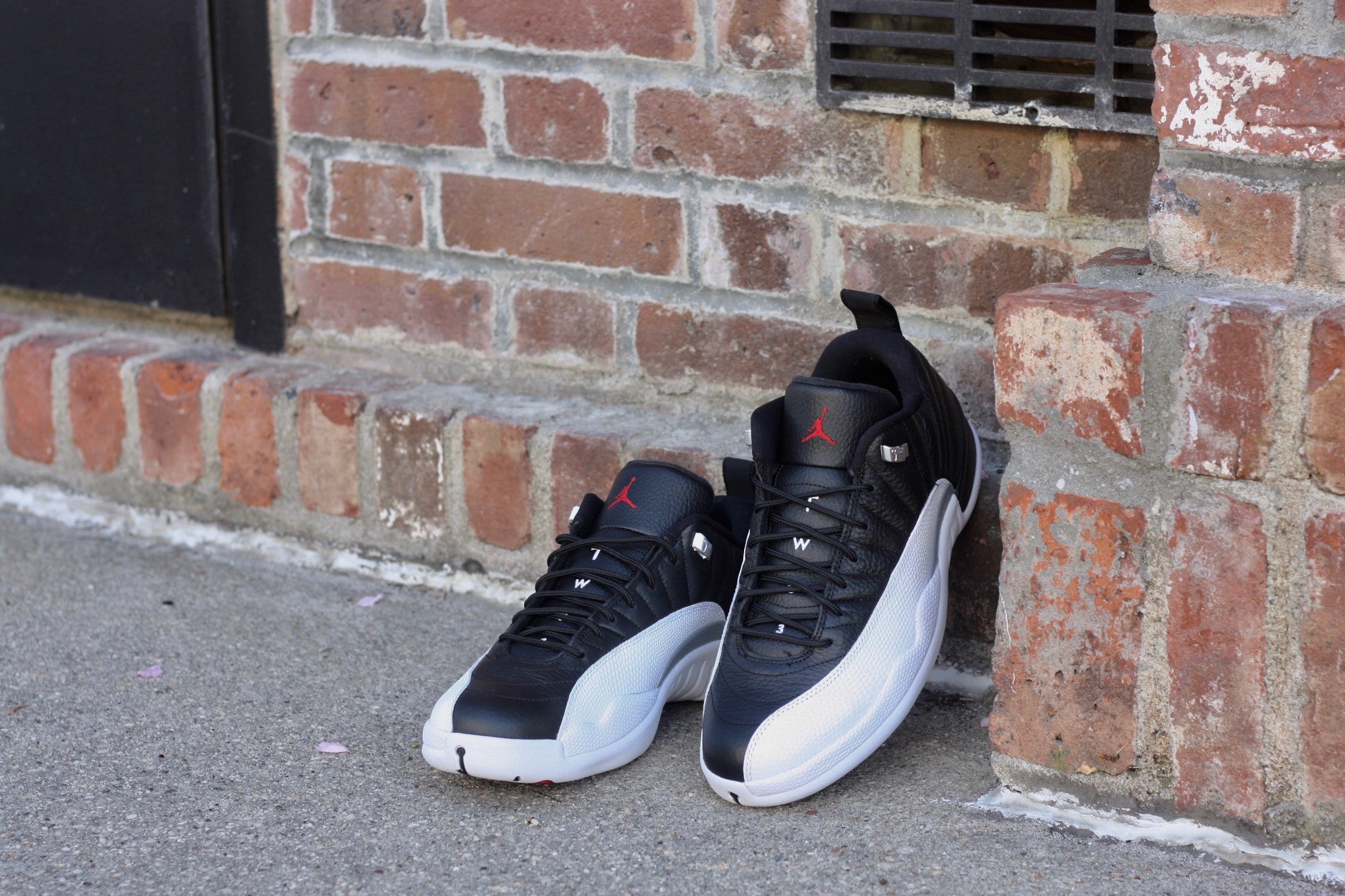 AIR JORDAN RETRO 12 LOW "PLAYOFF" 308317-004 - thesneakerspy