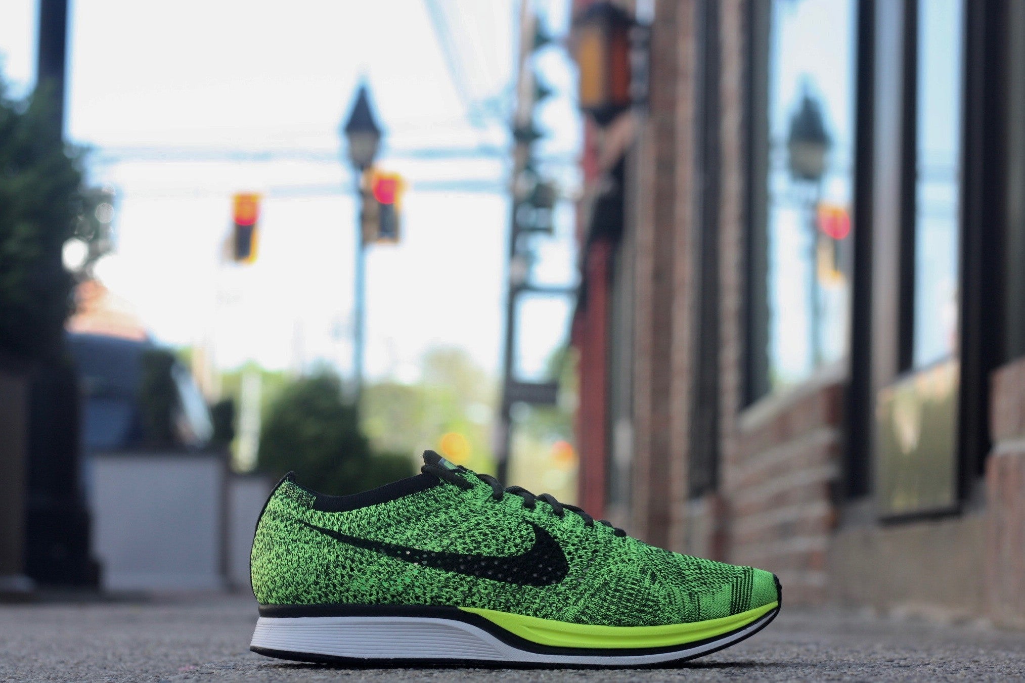 NIKE FLYKNIT RACER VOLT / DARK GREEN 526628-731