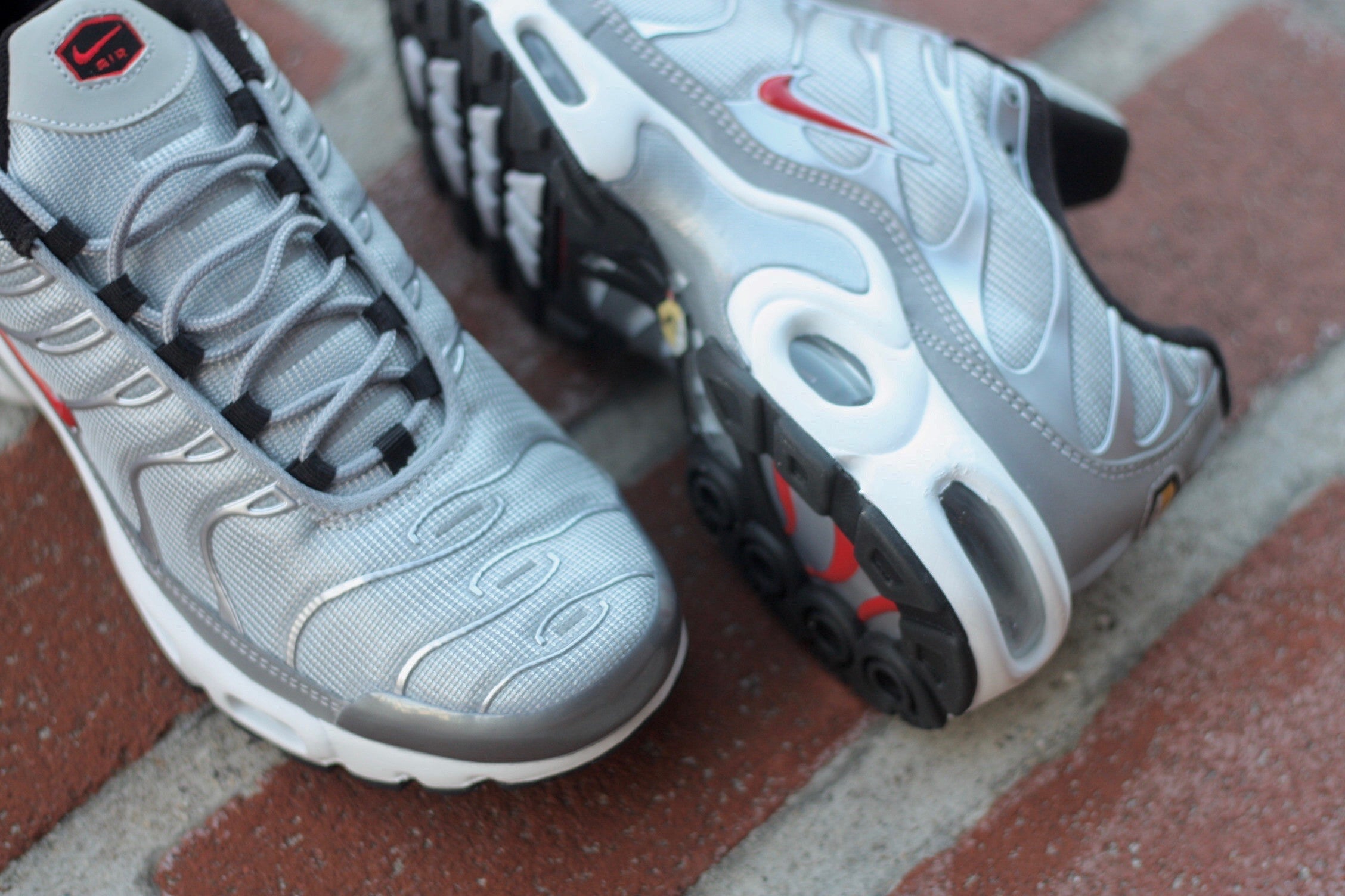 NIKE AIR MAX TN "SILVER BULLET" 903827-001