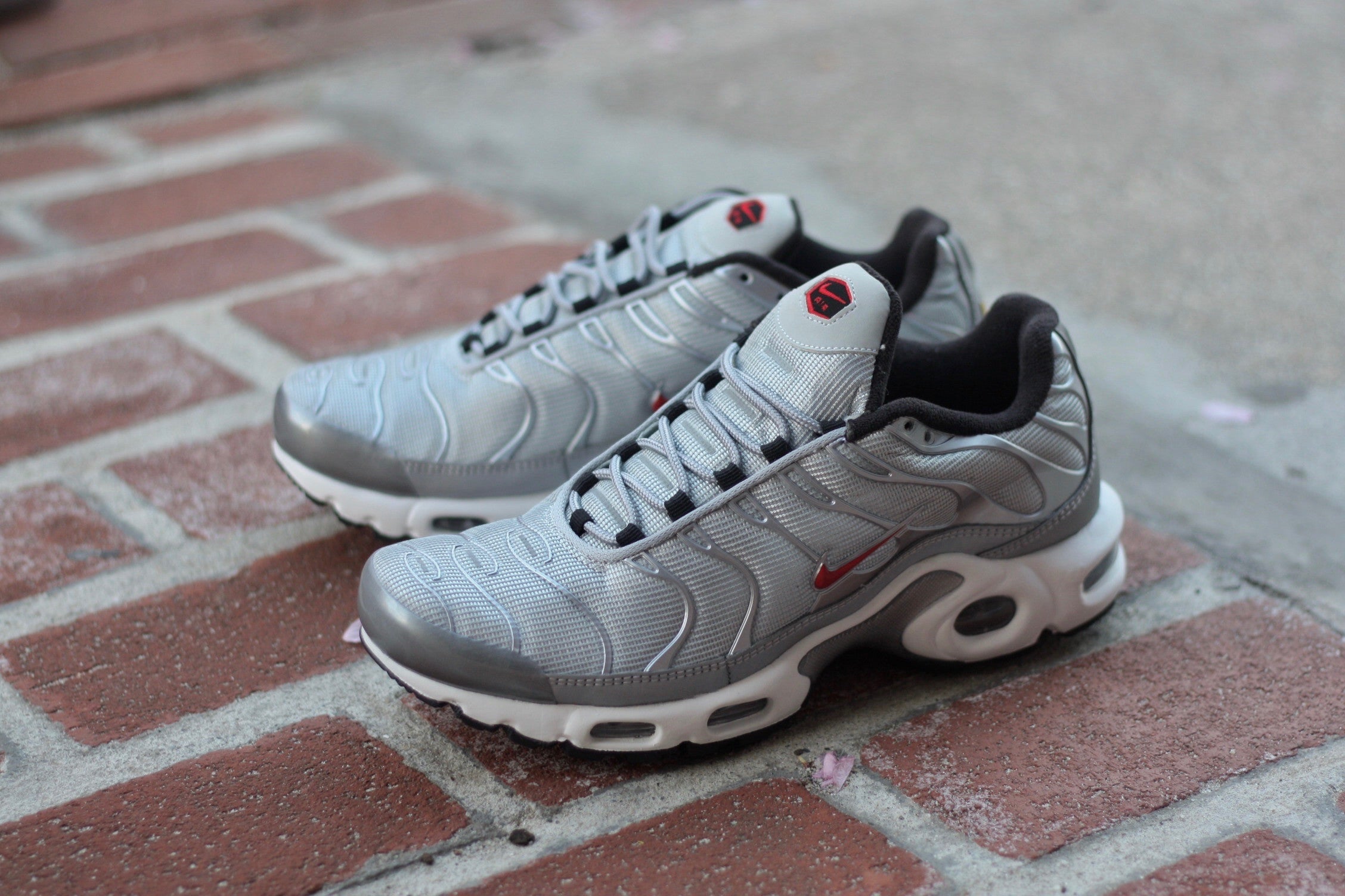 NIKE AIR MAX TN "SILVER BULLET" 903827-001