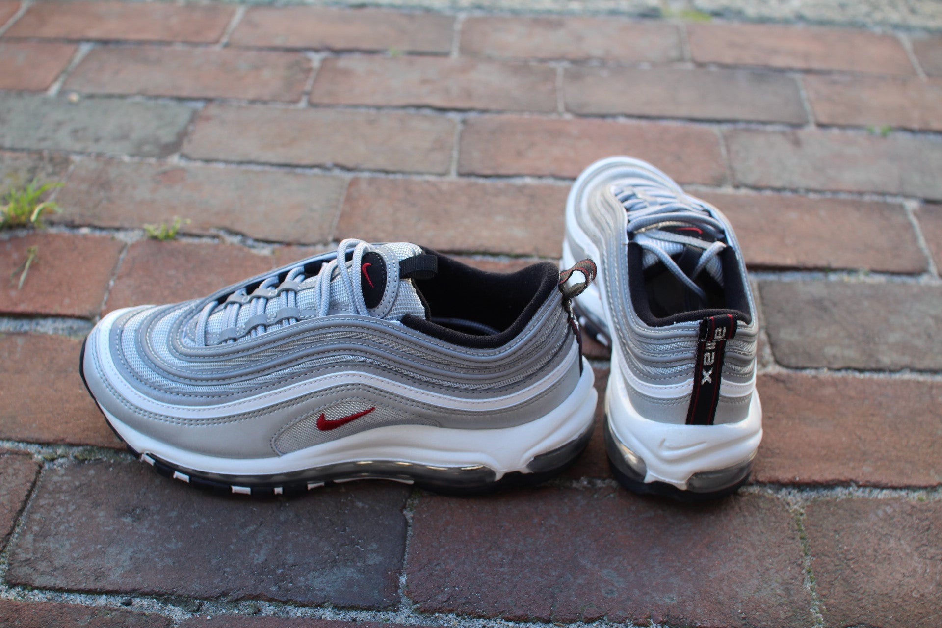 NIKE AIR MAX 97 OG QS WOMENS "SILVER BULLET" 885691-001