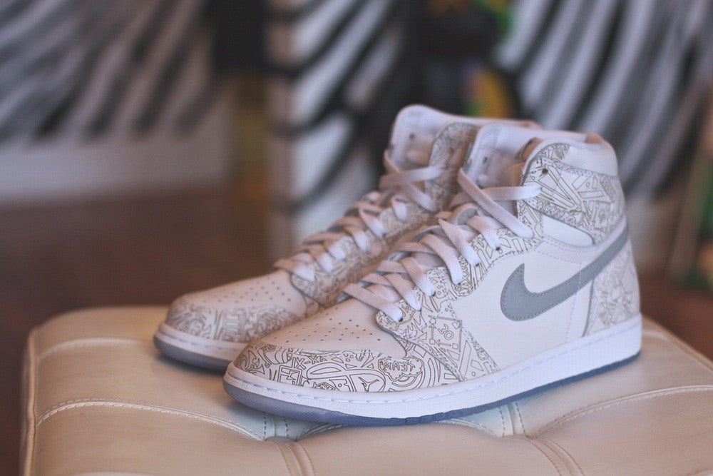 AIR JORDAN RETRO 1 HIGH OG LASER 705289 100 - thesneakerspy