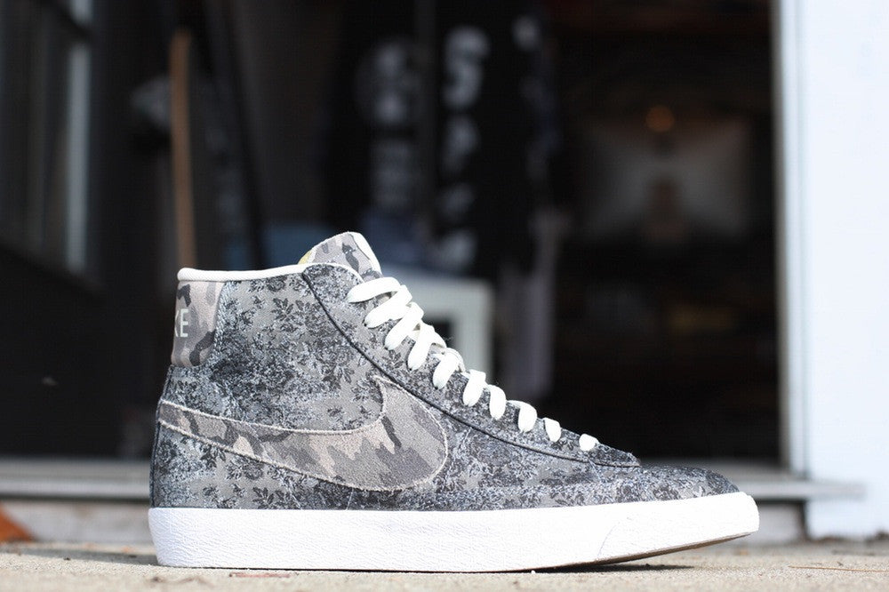 NIKE BLAZER VINTAGE WHITE/GRAY CAMO 638261 100 - thesneakerspy