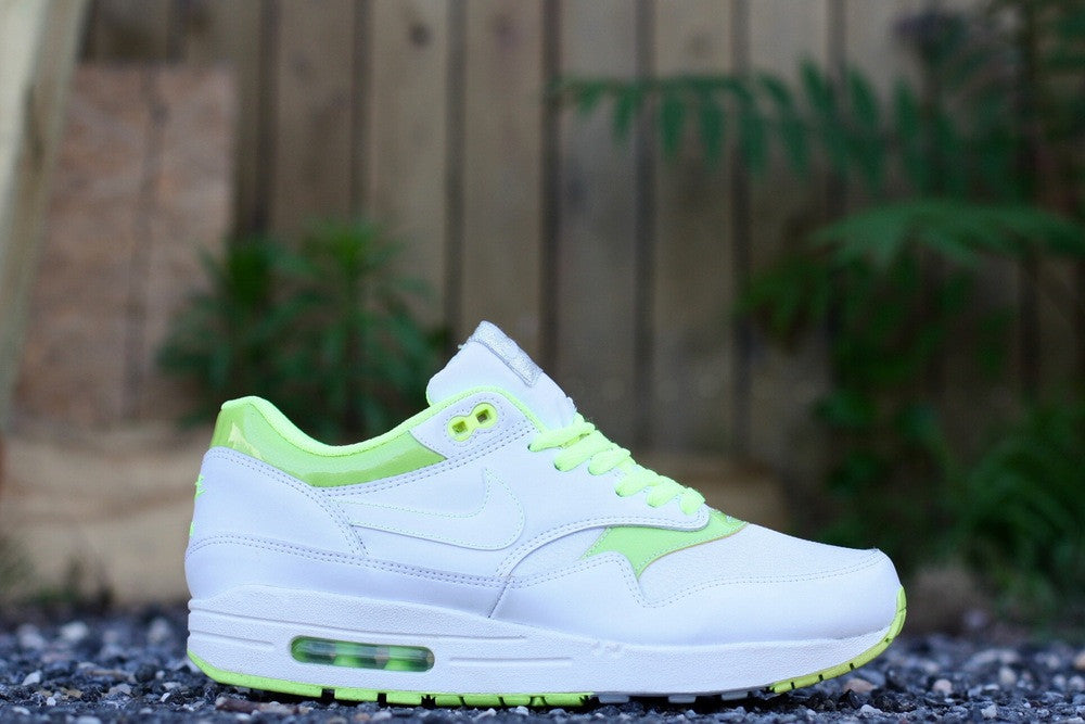 NIKE AIR MAX 1 "VOLT" 308866 114 - thesneakerspy