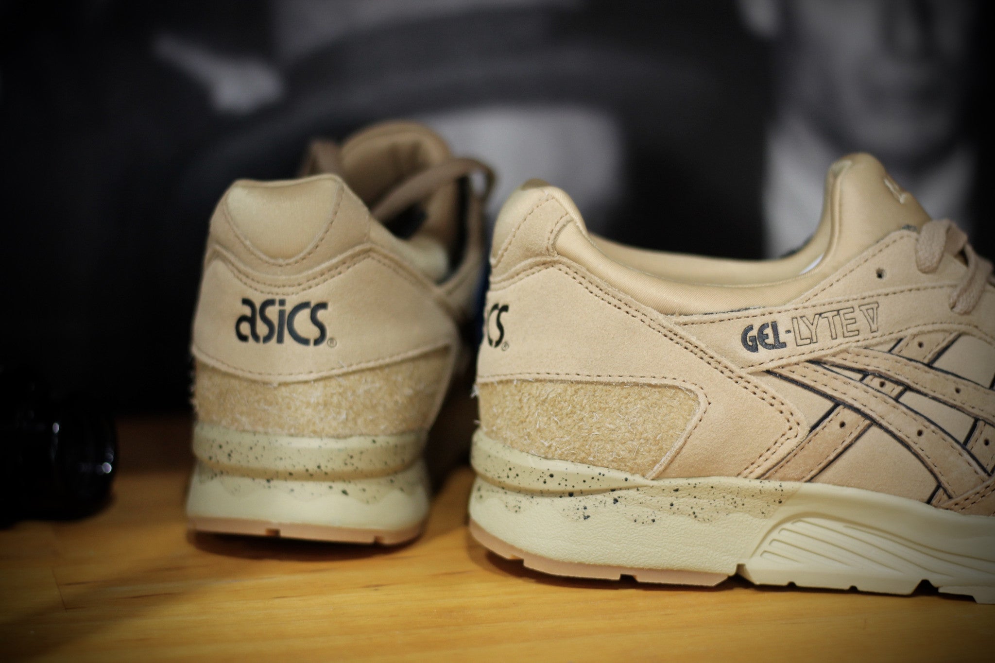 ASICS GEL LYTE V X MONKEY TIME "SAND LAYER" H6H3K - thesneakerspy