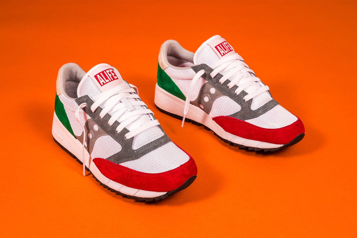 SAUCONY JAZZ 91 X ALIFE GREEN/RED SZ0252-1 - thesneakerspy